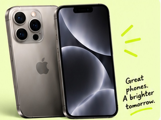 iPhone 15 Pro in natural titanium
